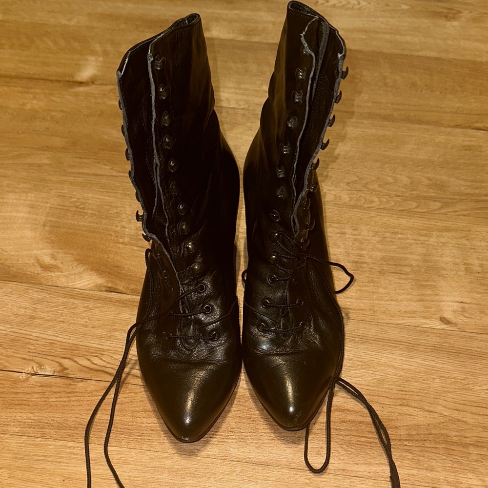 Vtg Vintage POPPIES 90's Goth Victorian Granny Pointed Black Leather Boots sz 9 - Picture 4 of 10